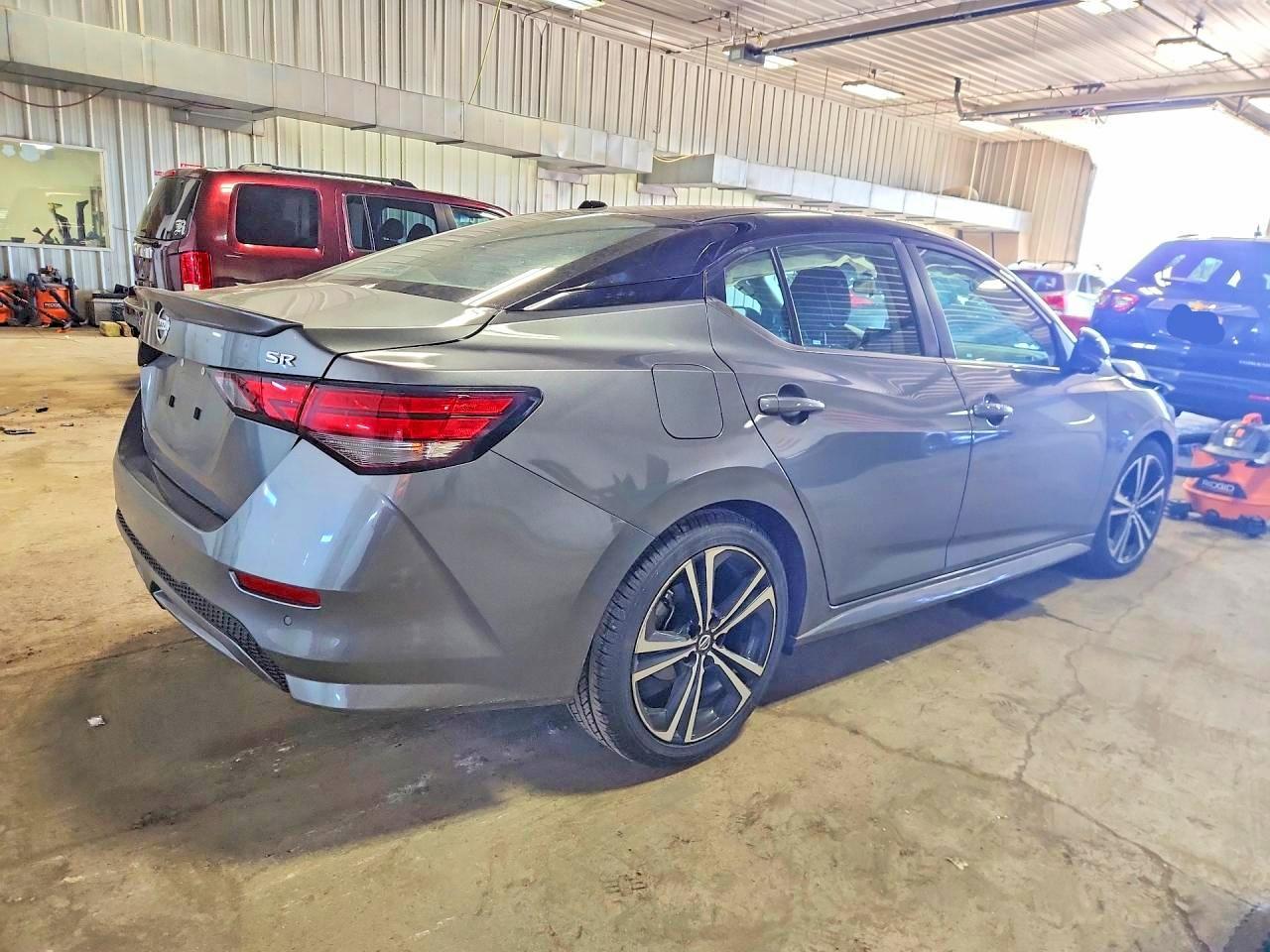 2020 Nissan Sentra Sr - Фото 3