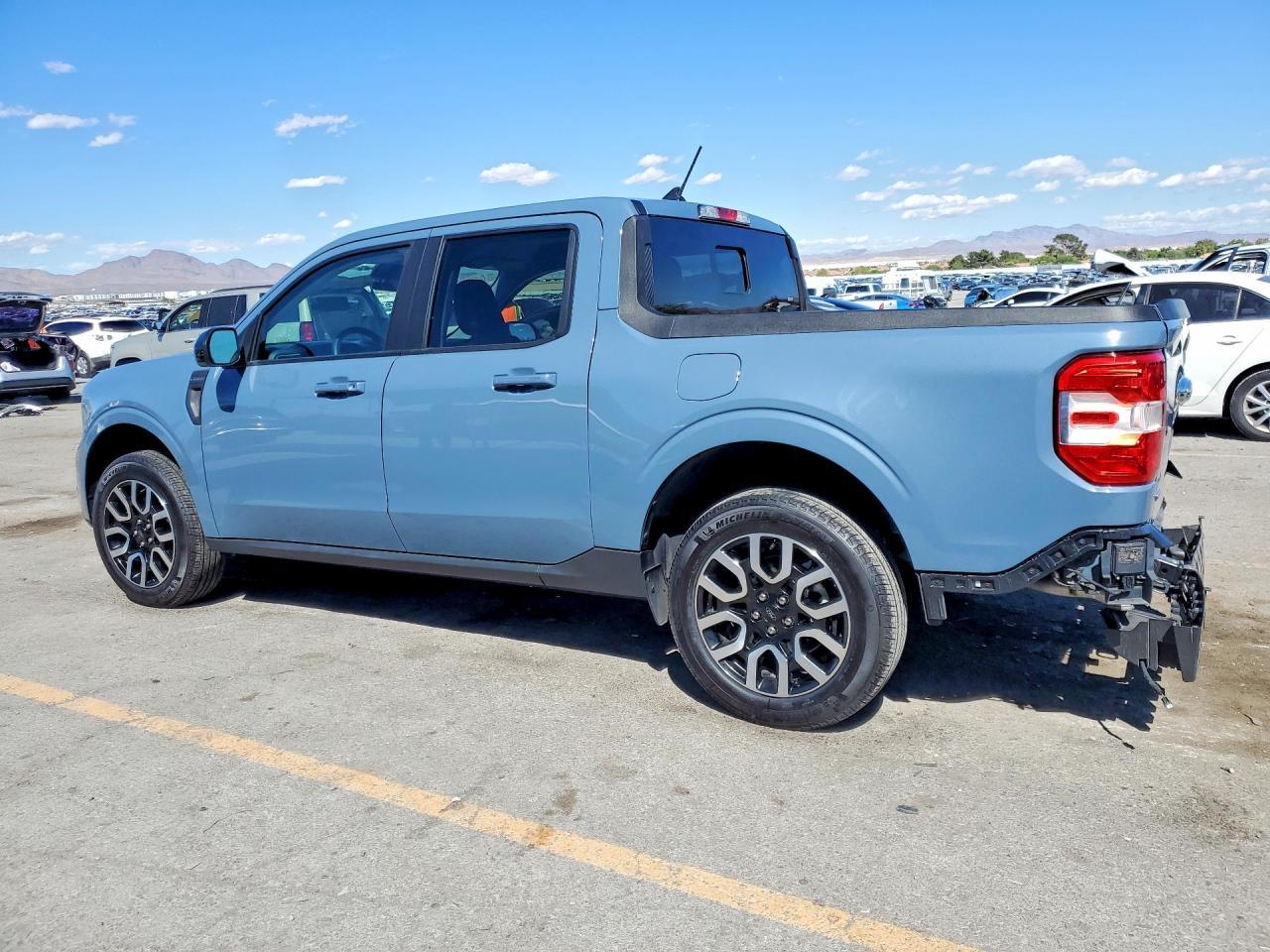 2024 Ford Maverick Lariat - Image 2