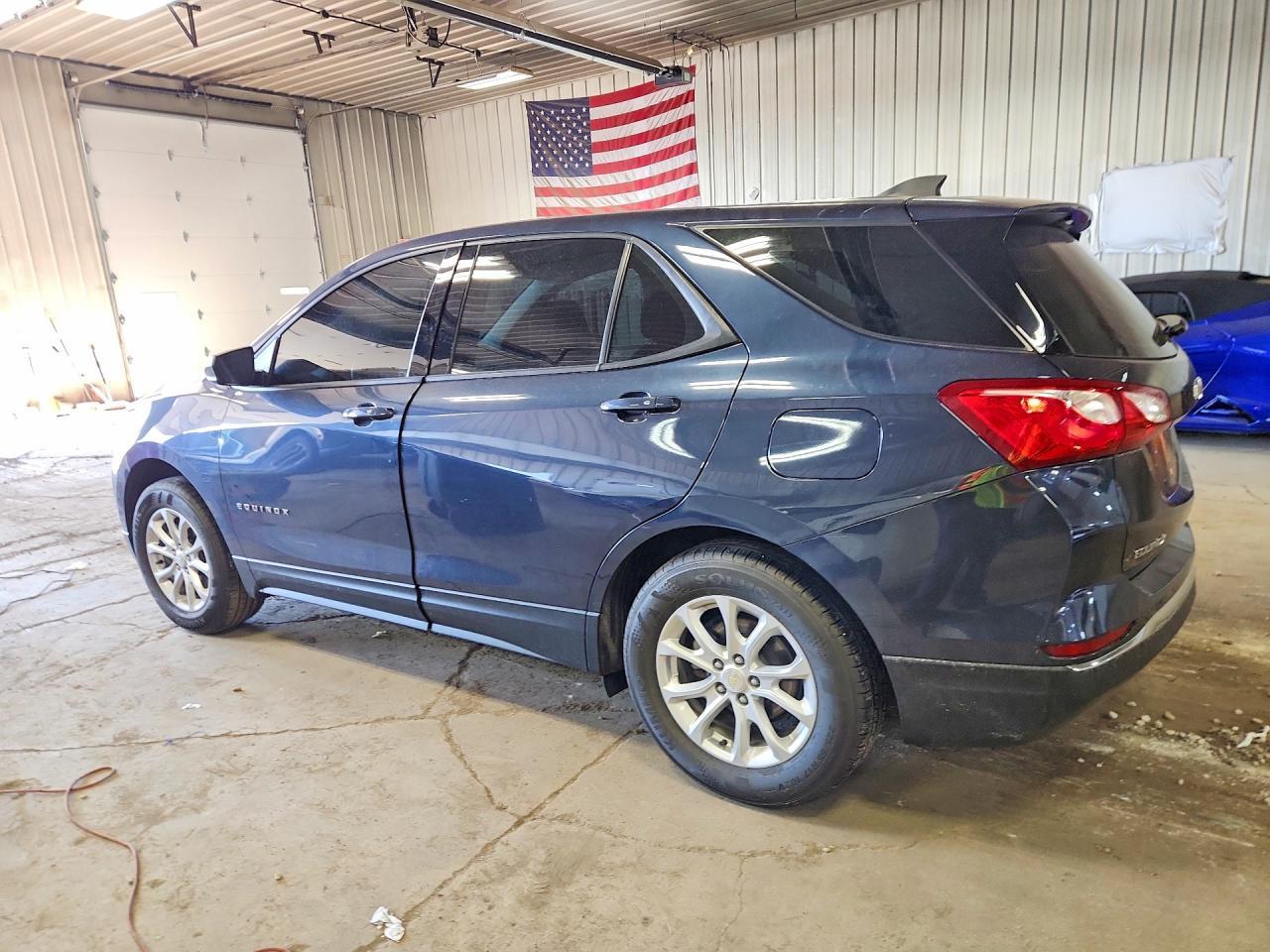 2018 Chevrolet Equinox Ls - Image 2