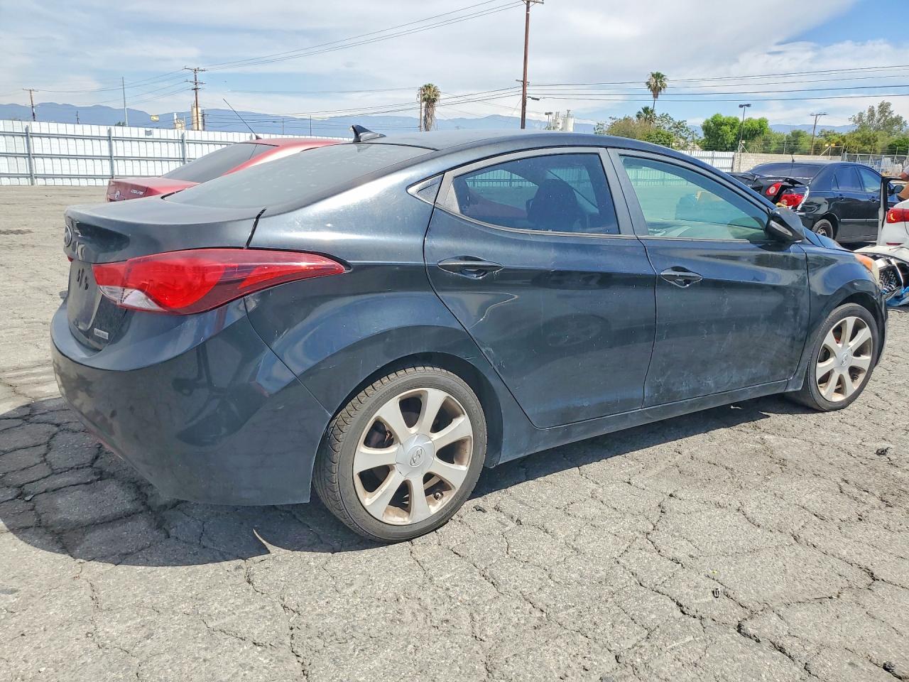 2012 Hyundai Elantra Limited - Фото 3