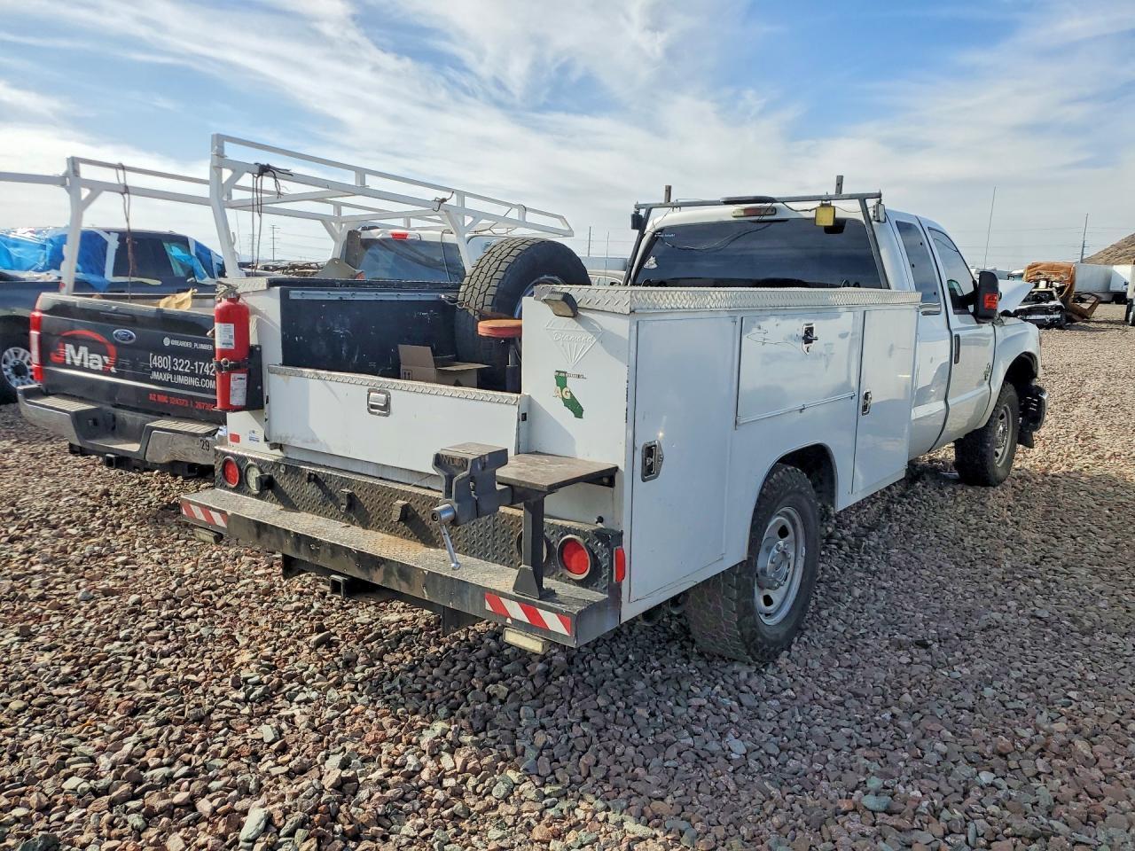 2013 Ford F350 Super Duty - Фото 3
