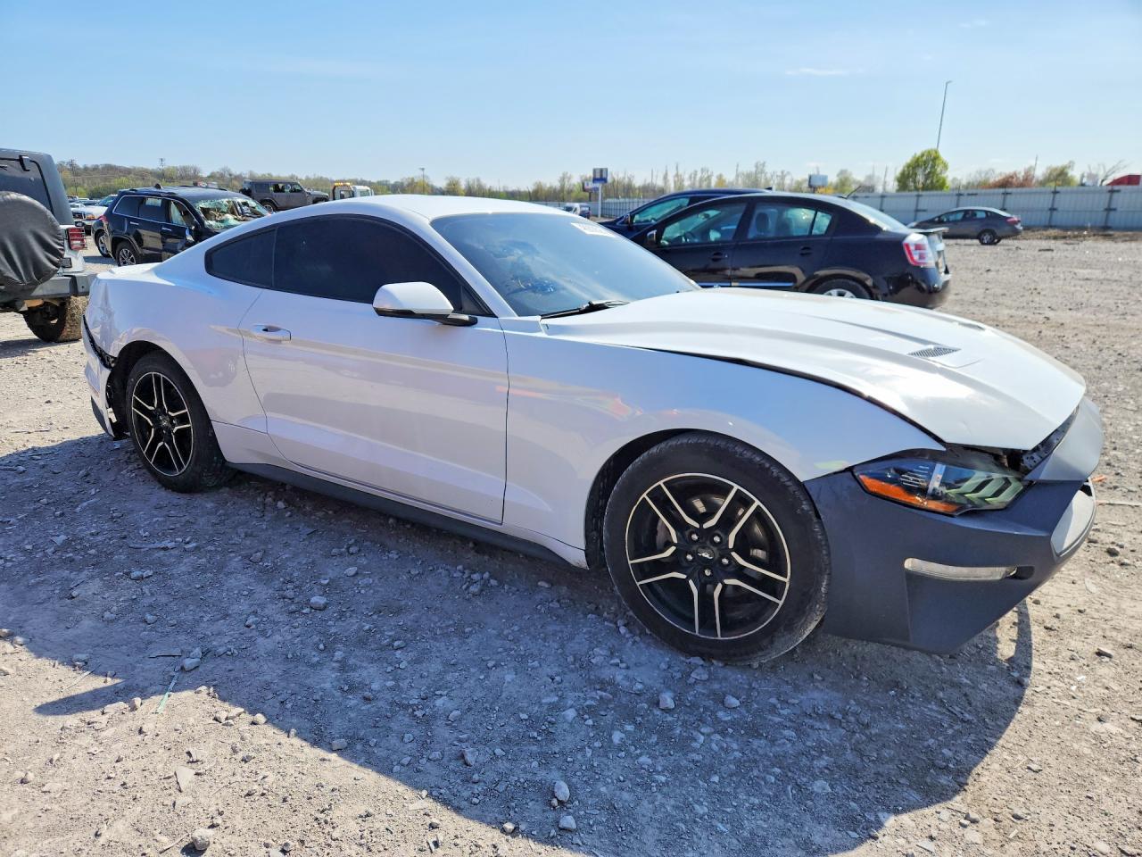 2020 Ford Mustang - Фото 4