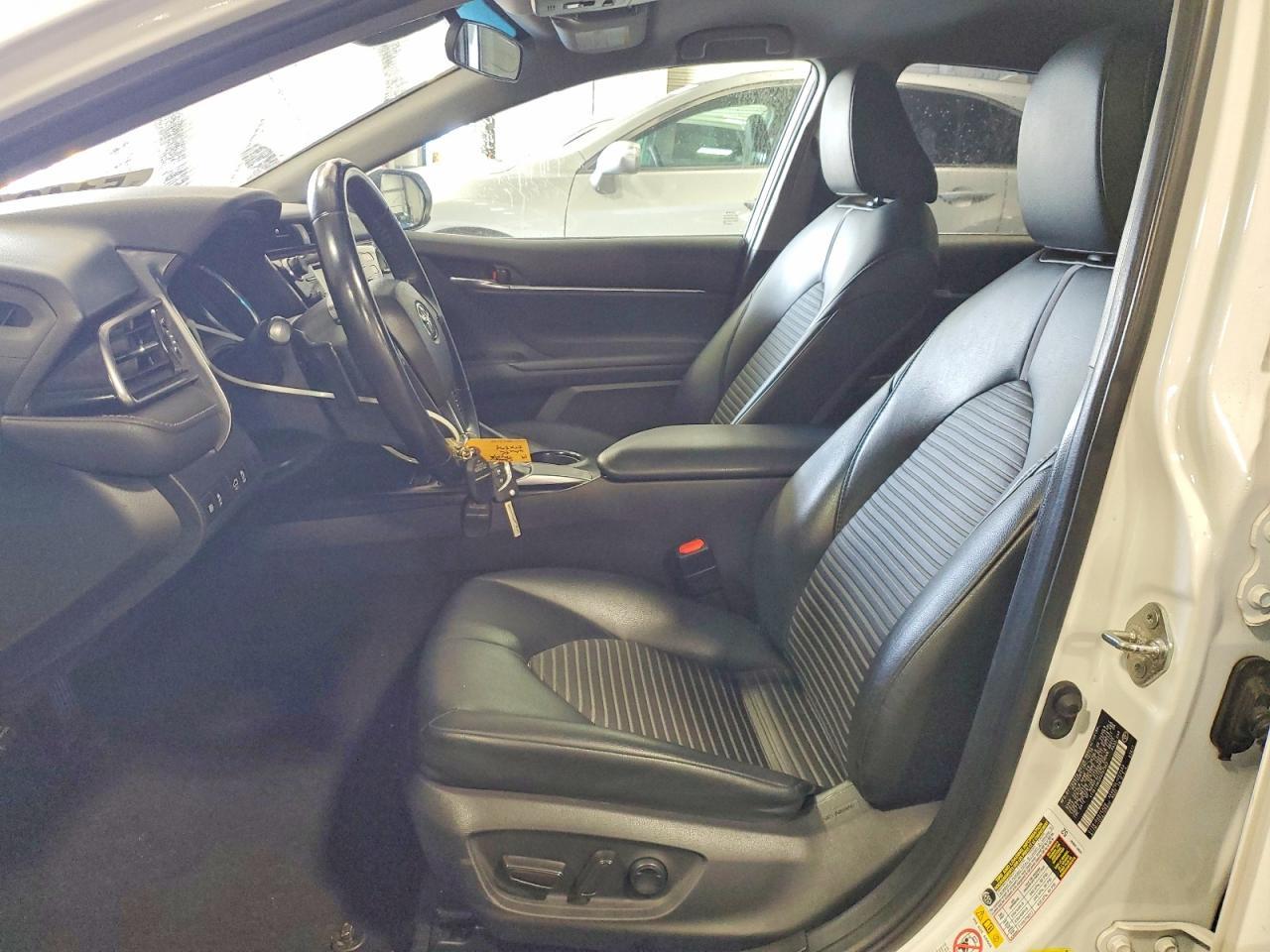 2019 Toyota Camry Se - Image 7