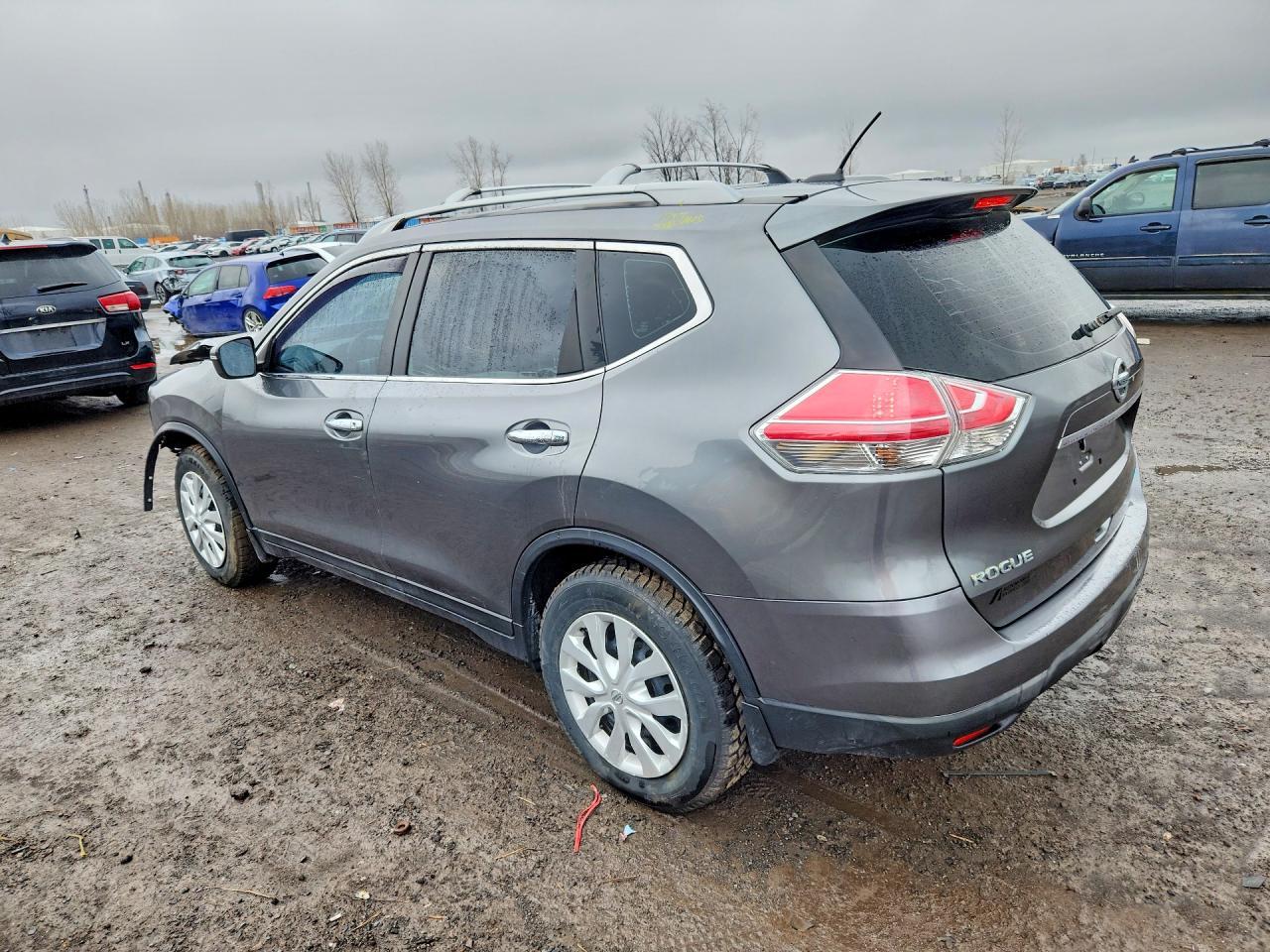 2014 Nissan Rogue S - Image 2