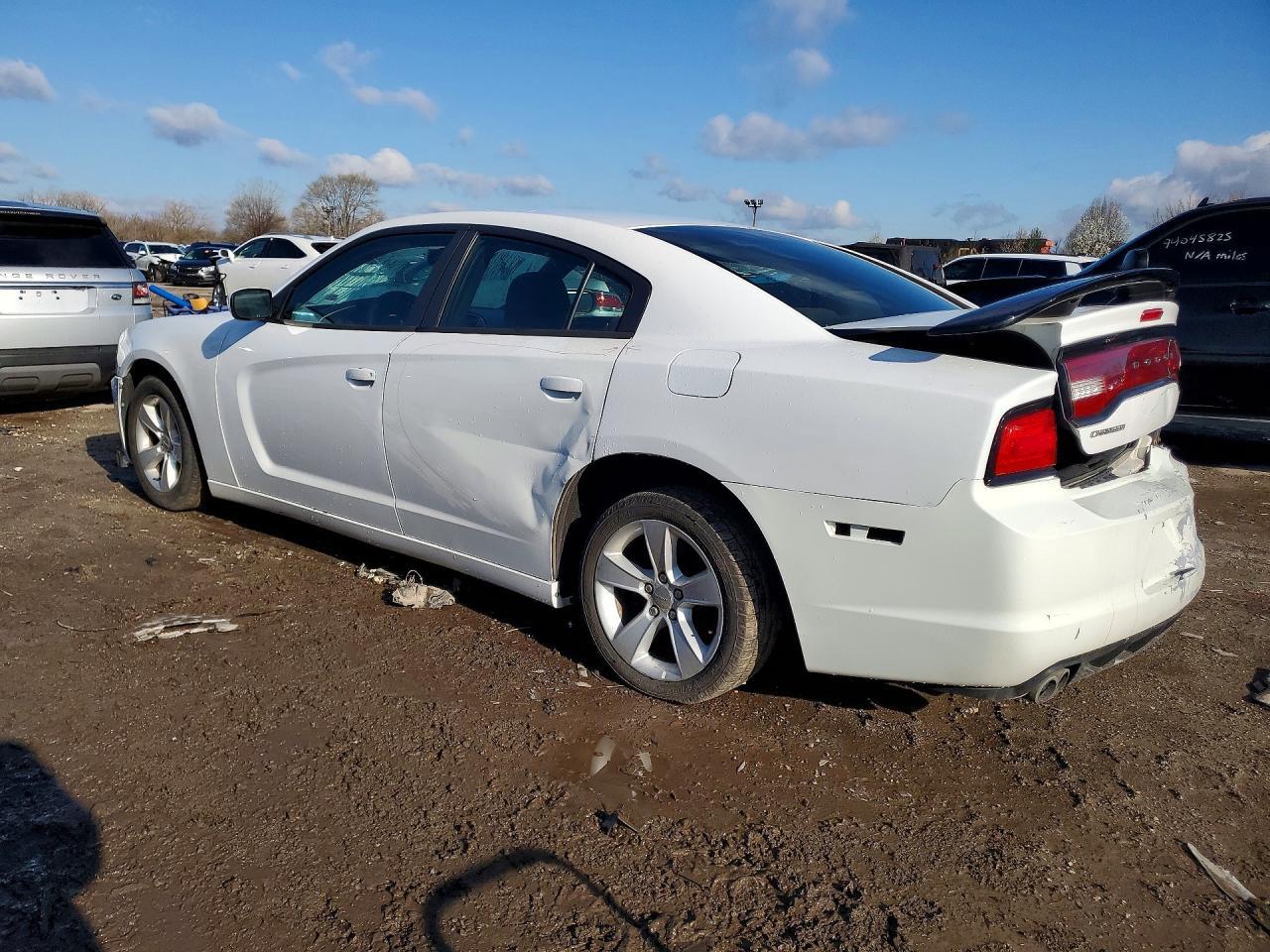 2014 Dodge Charger Se - Image 2