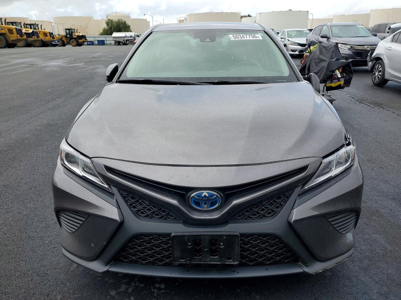 2020 Toyota Camry - Фото 5