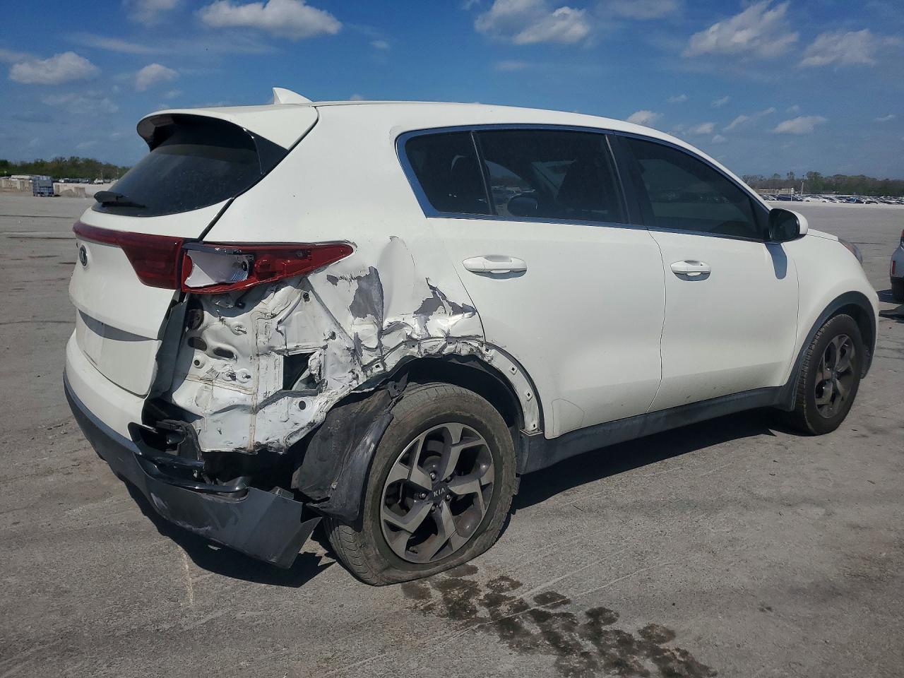 2021 Kia Sportage Lx - Image 3