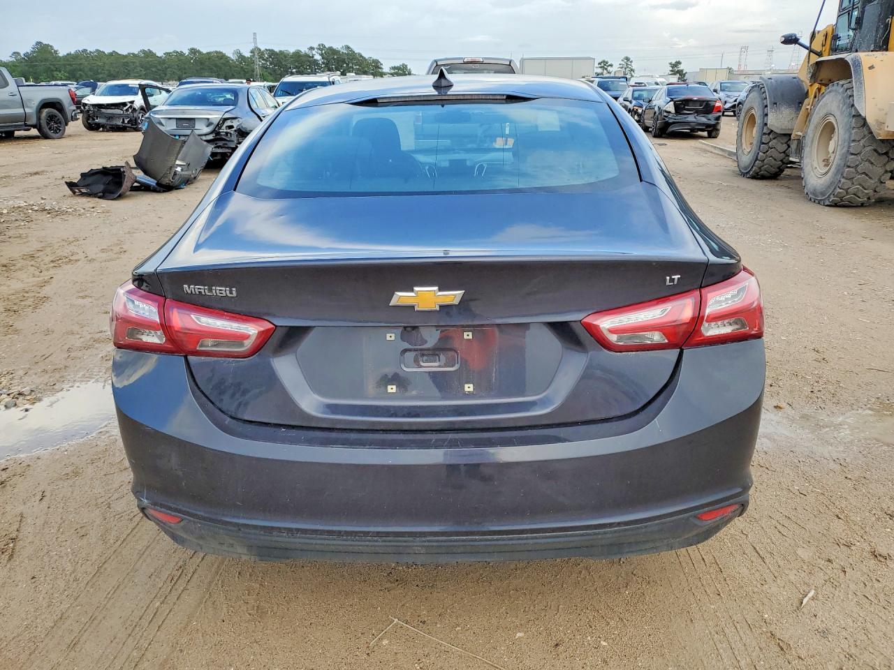 2022 Chevrolet Malibu Lt - Фото 6