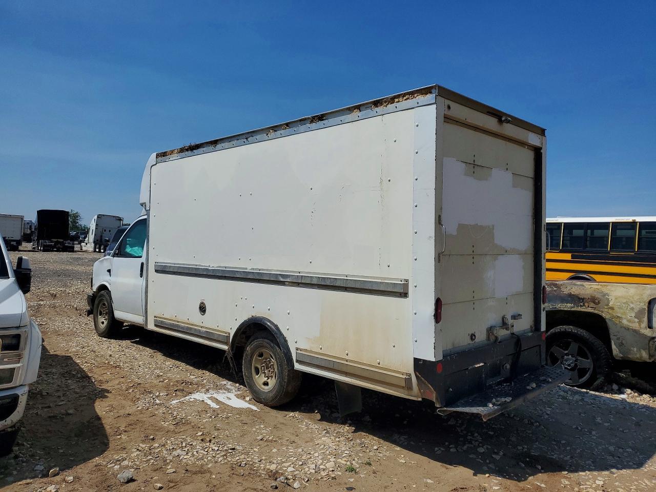 2019 GMC Savana Delivery Truck - Image 2