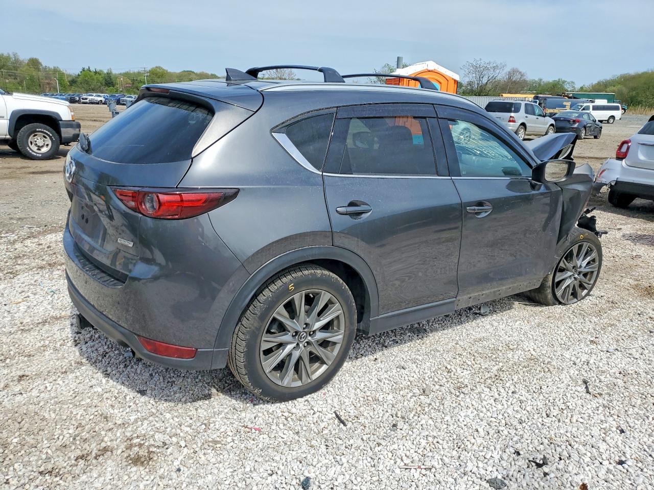 2019 Mazda Cx-5 Signature - Image 3