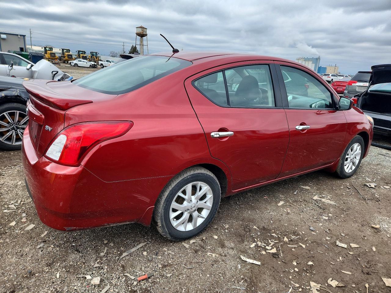 2016 Nissan Versa 1.6 Sv - Image 3
