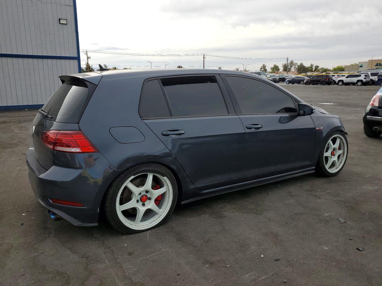 2018 Volkswagen Gti S - Фото 3
