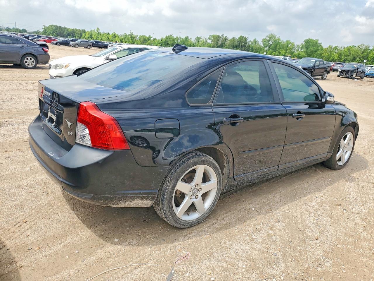 2008 Volvo S40 2.4I - Image 3