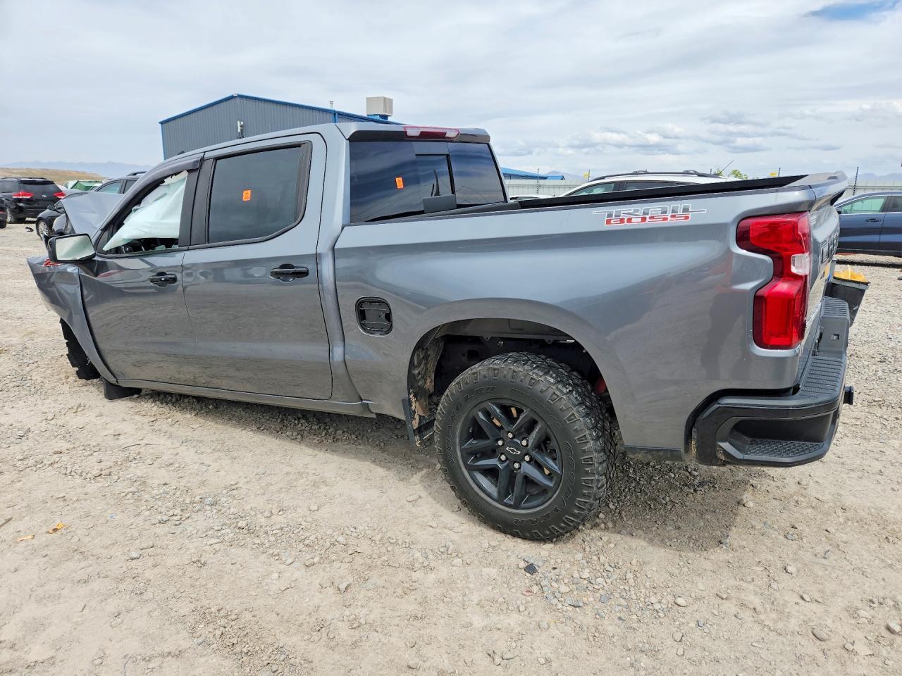 2021 Chevrolet Silverado K1500 Lt Trail Boss - Image 2