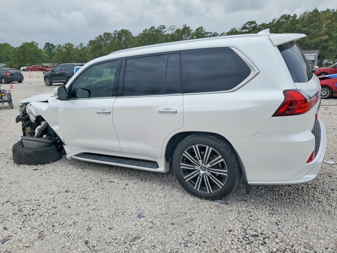 2020 Lexus Lx 570 Three-Row - Image 2