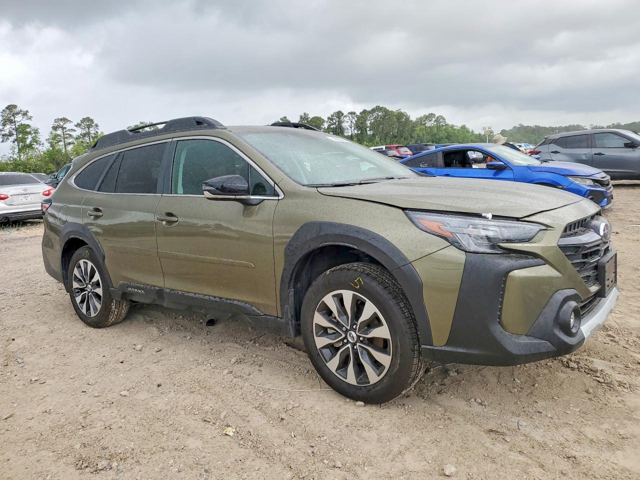 2025 Subaru Outback Limited - Image 4