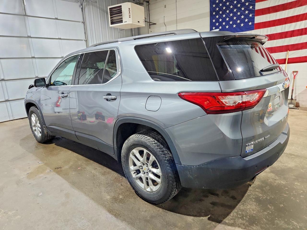2021 Chevrolet Traverse Lt - Фото 2