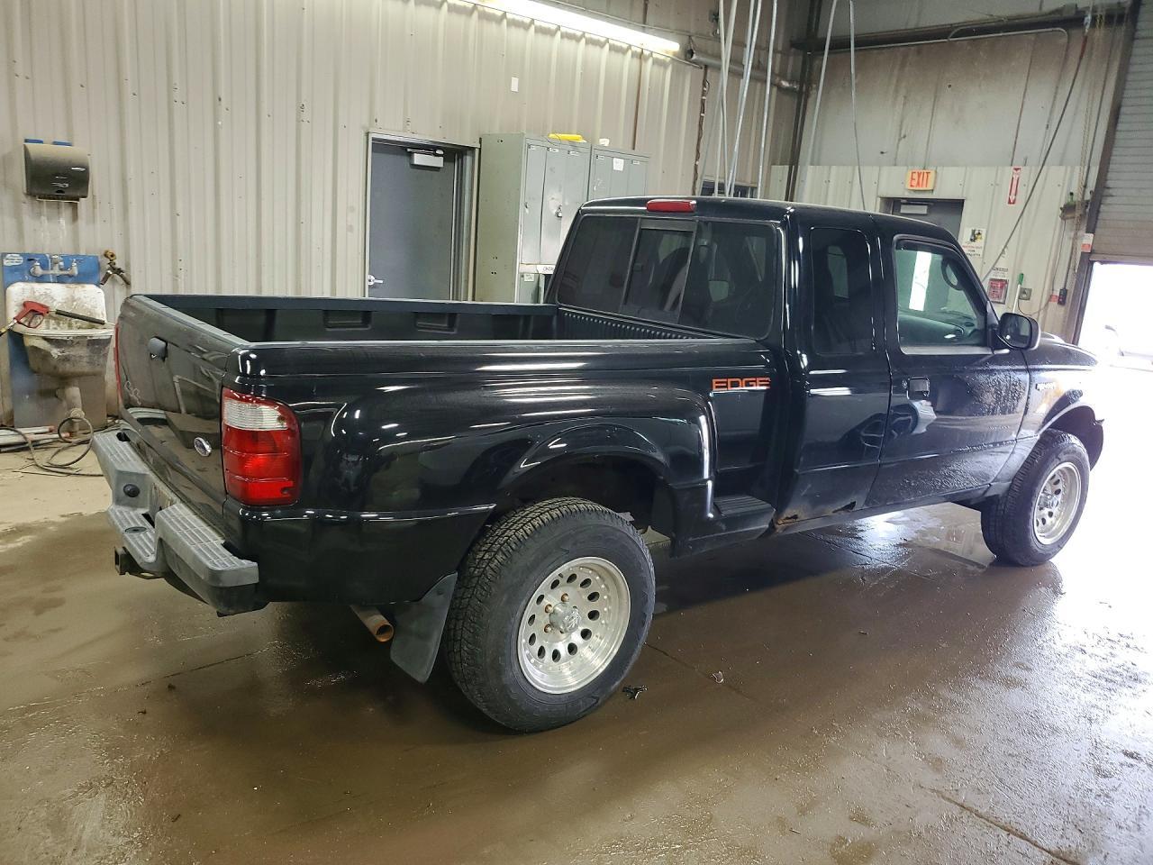 2003 Ford Ranger Super Cab - Image 3