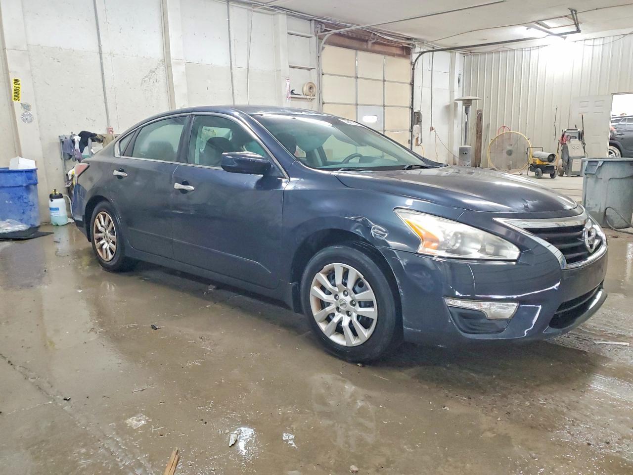 2015 Nissan Altima 2.5 S - Image 4