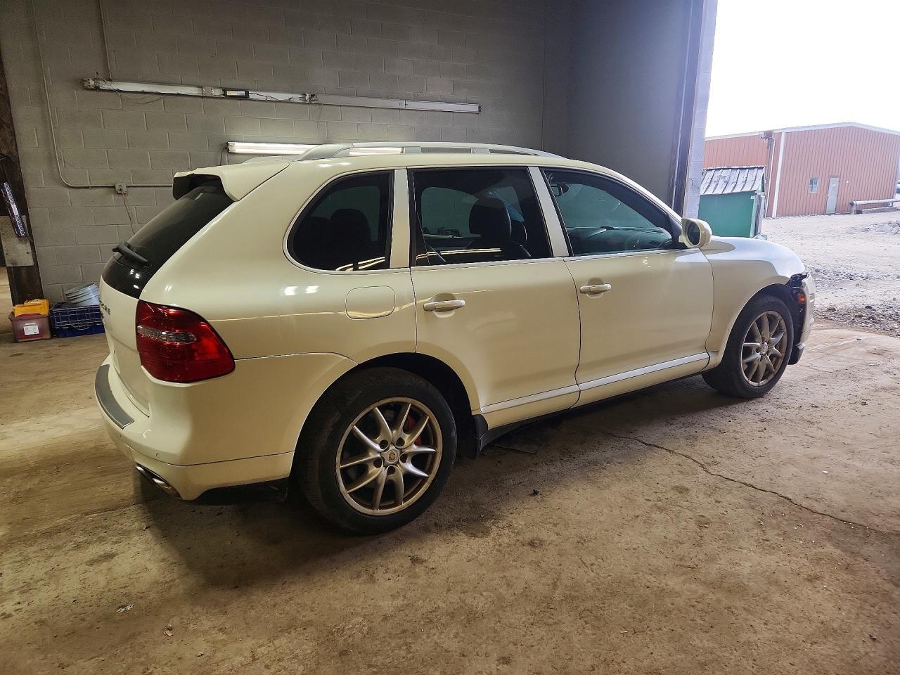 2008 Porsche Cayenne Turbo - Image 3