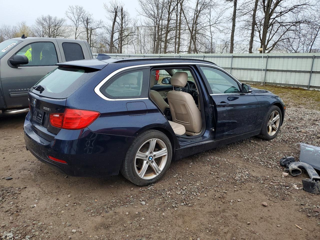 2015 BMW 328 Xi - Фото 3