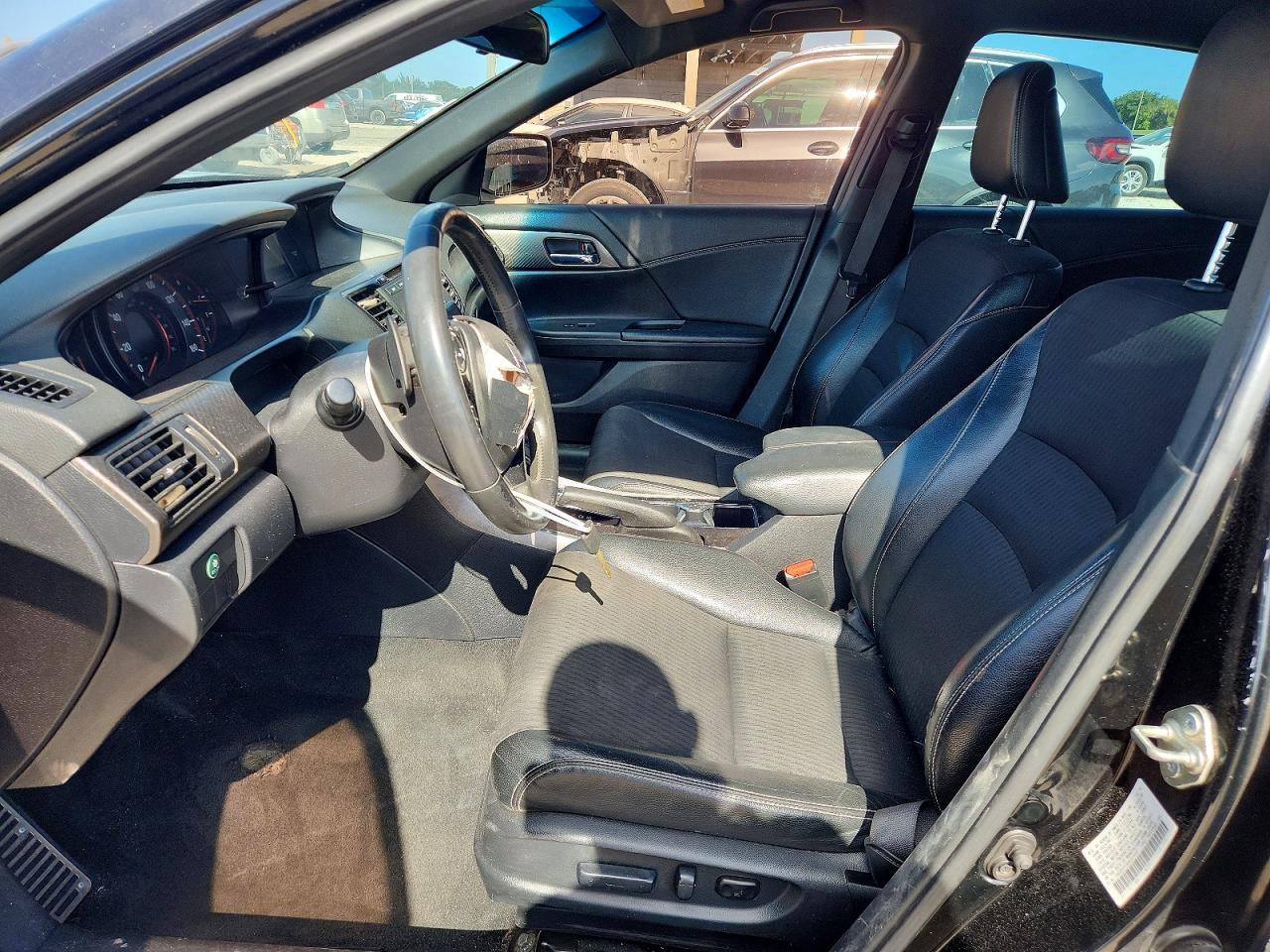 2017 Honda Accord Sport - Фото 7