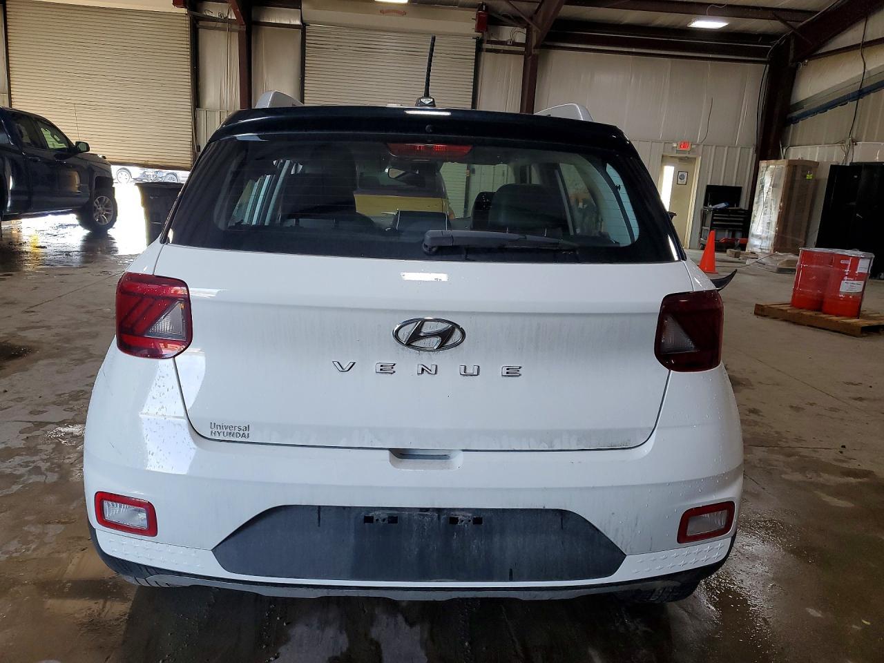 2025 Hyundai Venue Sel - Фото 6