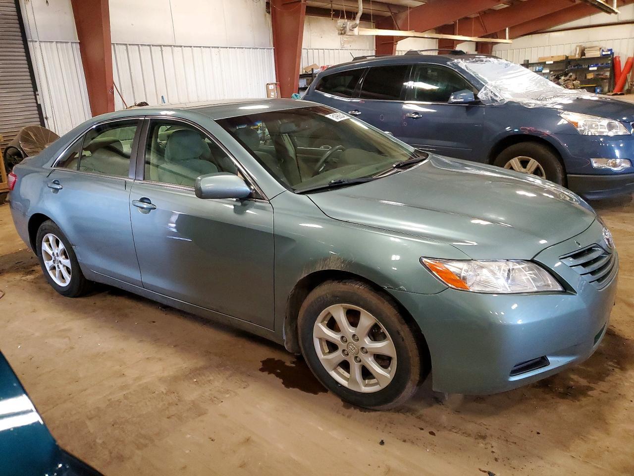 2009 Toyota Camry Le - Image 4