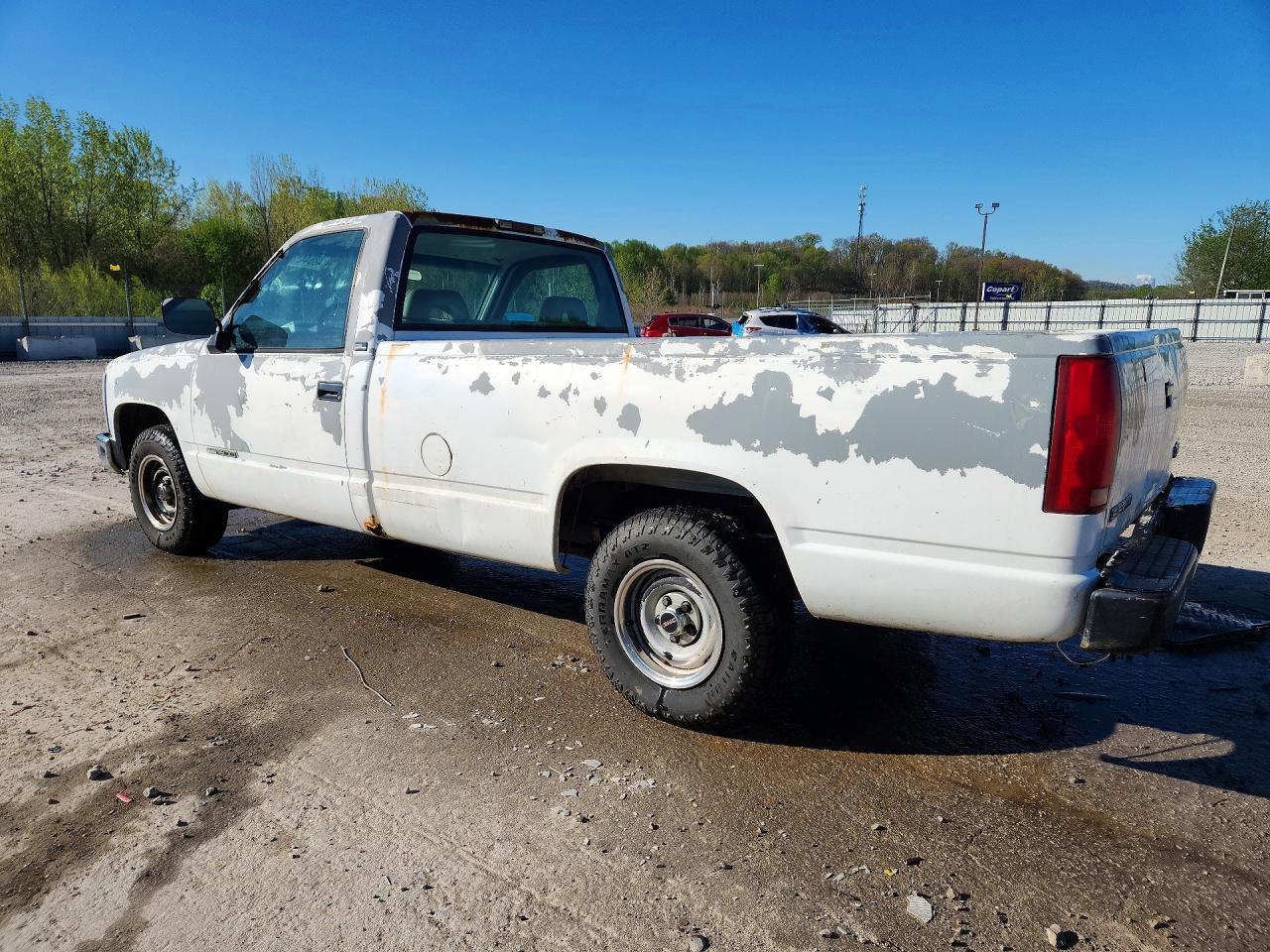 1994 GMC Sierra C1500 - Image 2