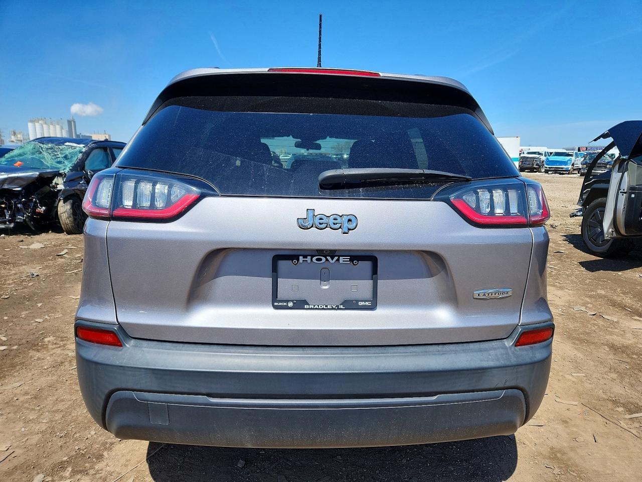 2019 Jeep Cherokee Latitude - Image 6