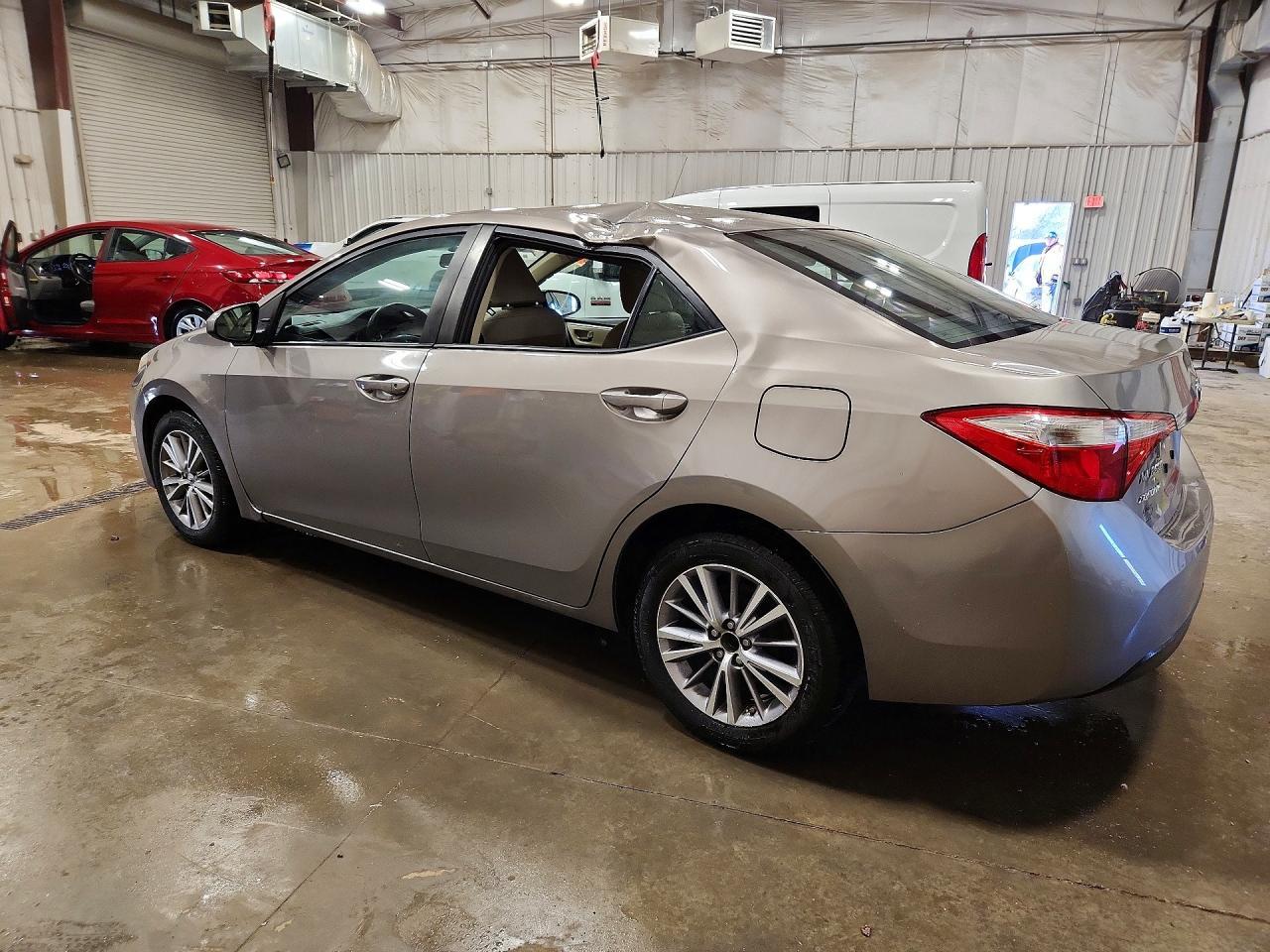 2014 Toyota Corolla Le Plus - Фото 2