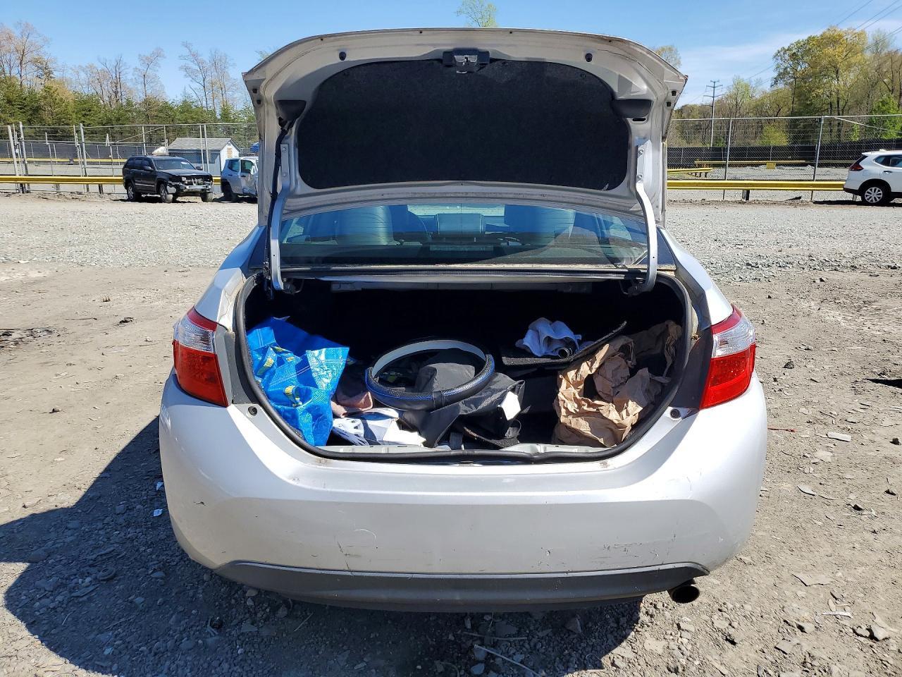 2015 Toyota Corolla S - Фото 6