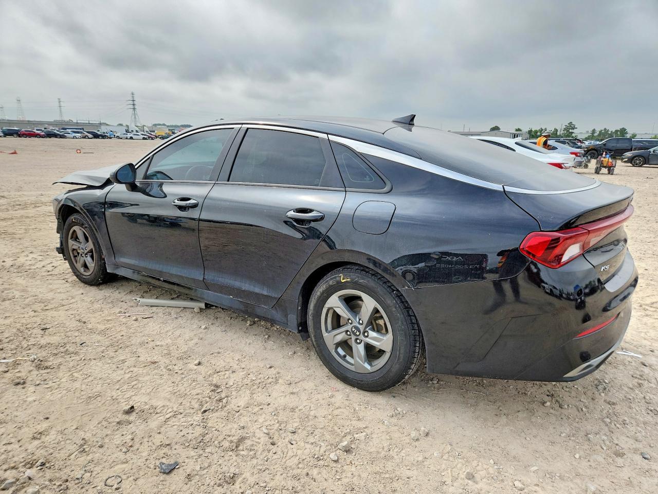 2021 Kia K5 Lxs - Image 2