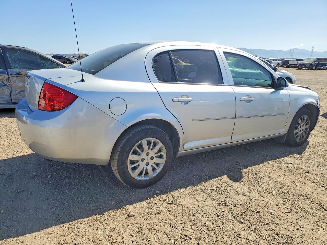 2010 Chevrolet Cobalt 1Lt - Фото 3