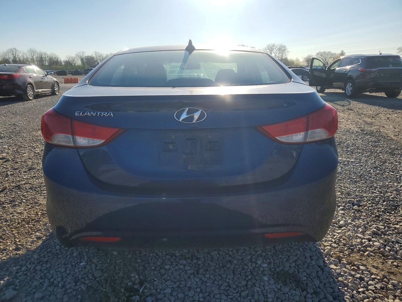 2013 Hyundai Elantra Gls - Фото 6