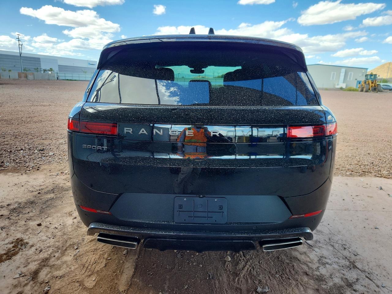 2026 Land Rover Range Rover Sport Se - Image 6