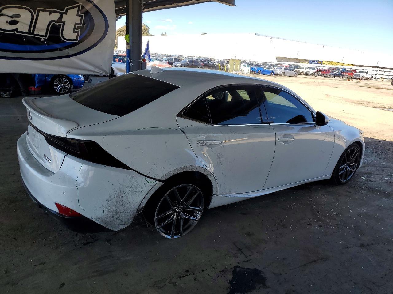 2019 Lexus Is 300 Base - Фото 3