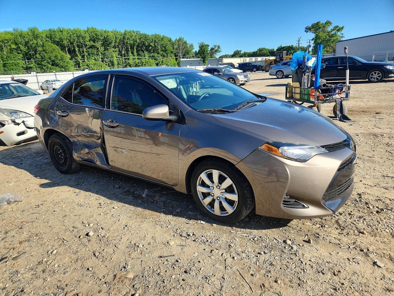 2017 Toyota Corolla Le - Фото 4