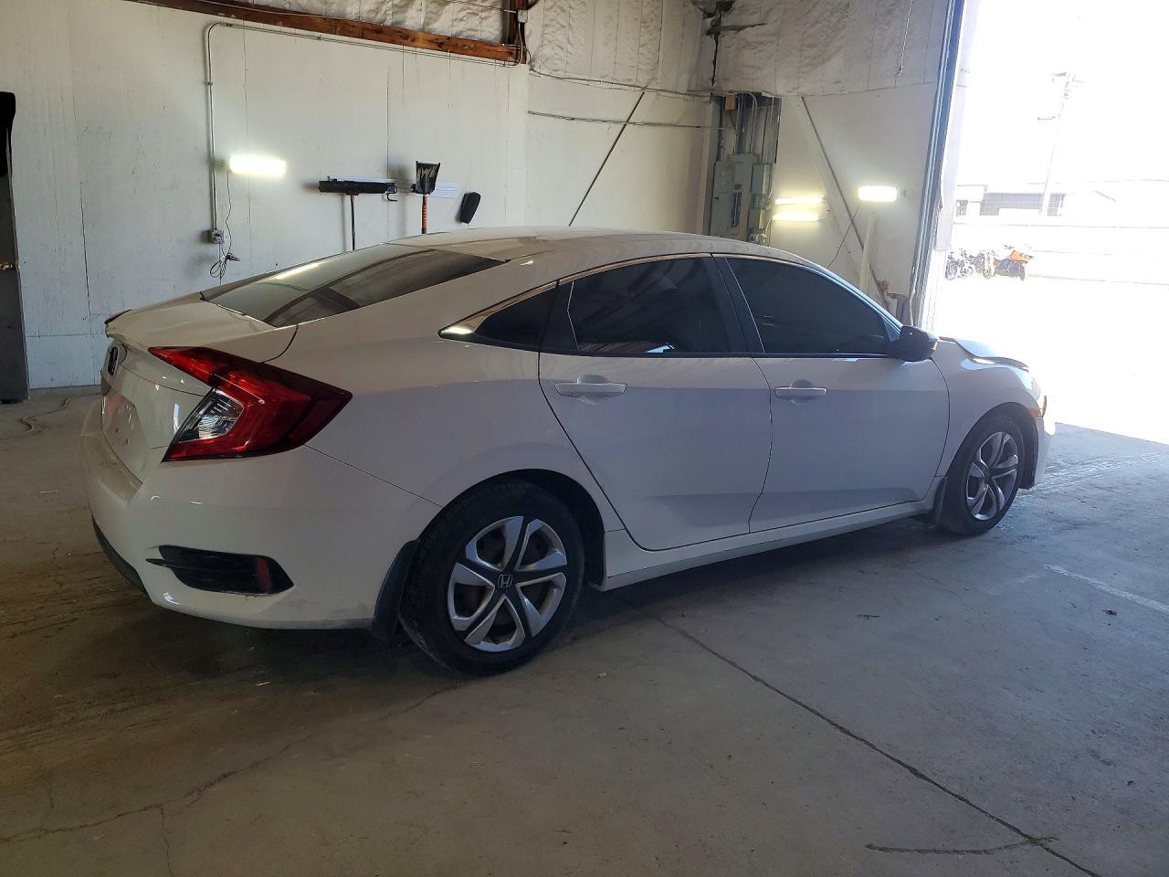 2017 Honda Civic Lx - Image 3