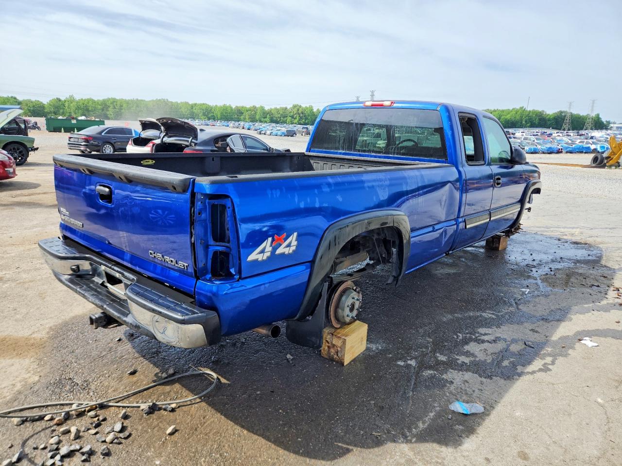 2004 Chevrolet Silverado K1500 - Фото 3