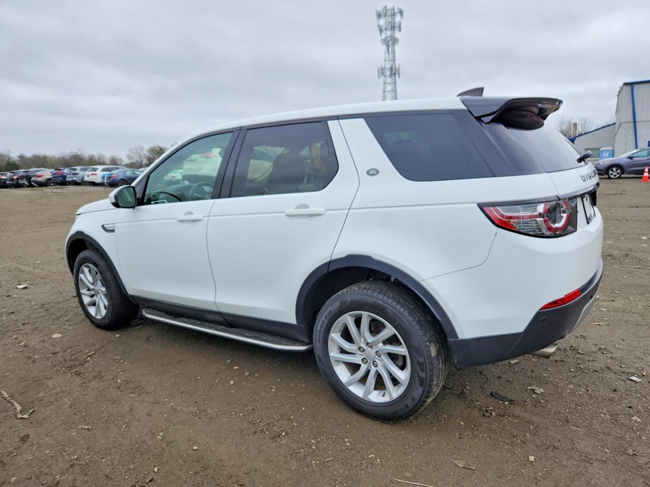 2019 Land Rover Discovery Sport Hse - Image 2