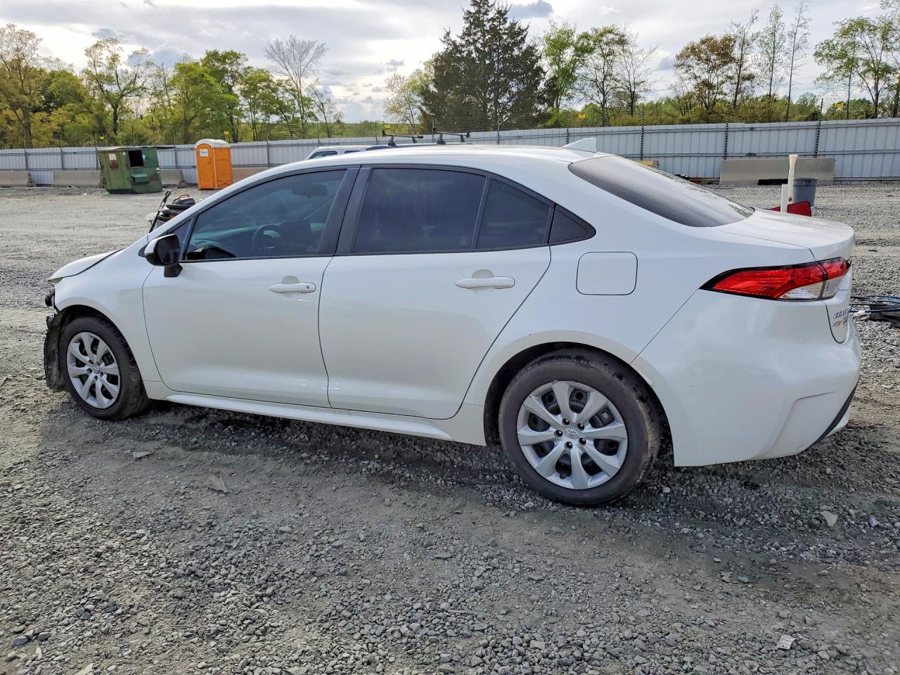 2020 Toyota Corolla Le - Image 2