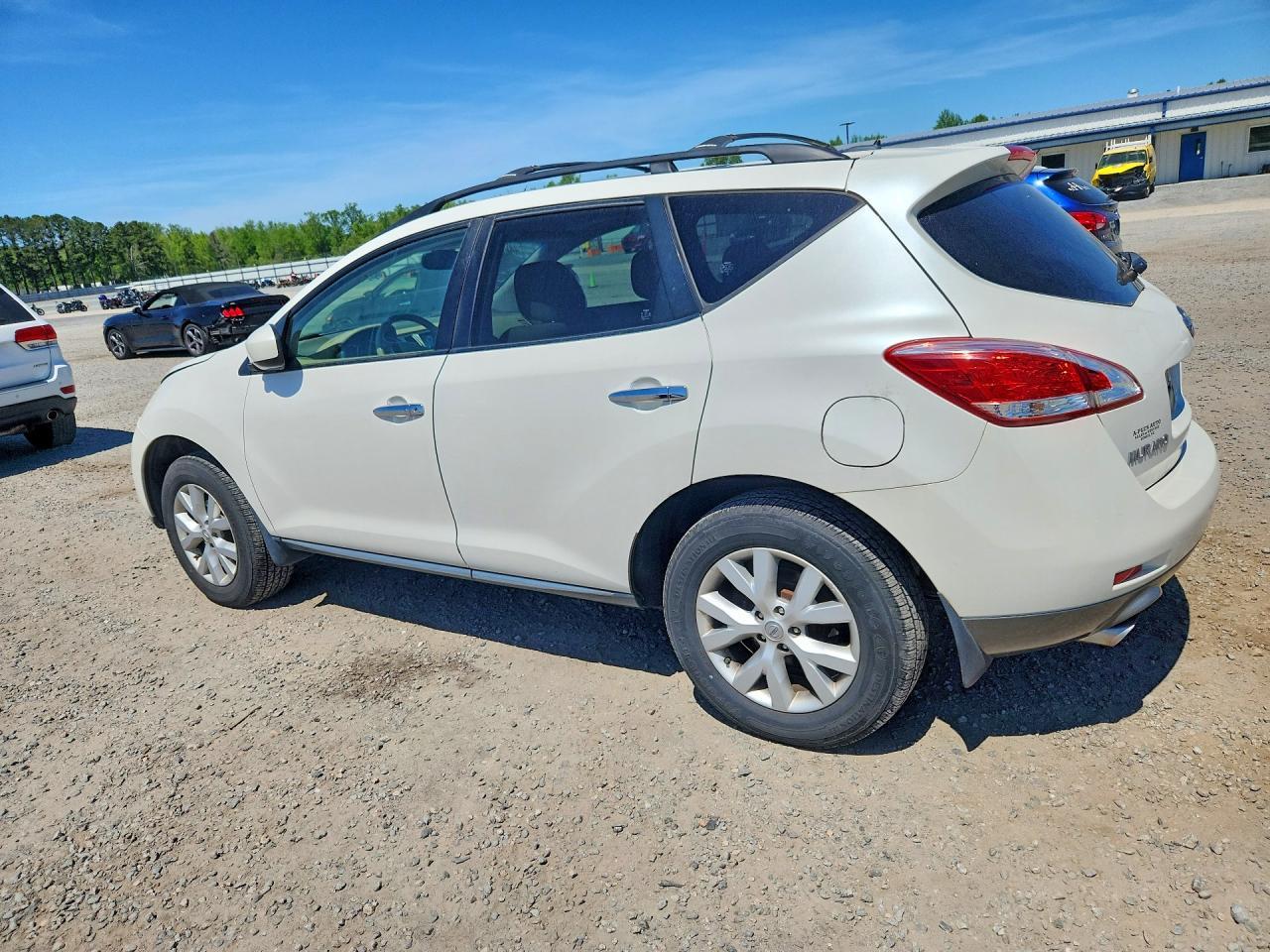 2012 Nissan Murano S - Image 2