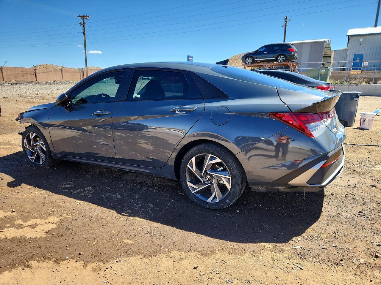 2025 Hyundai Elantra Hybrid Sel Sport - Фото 2