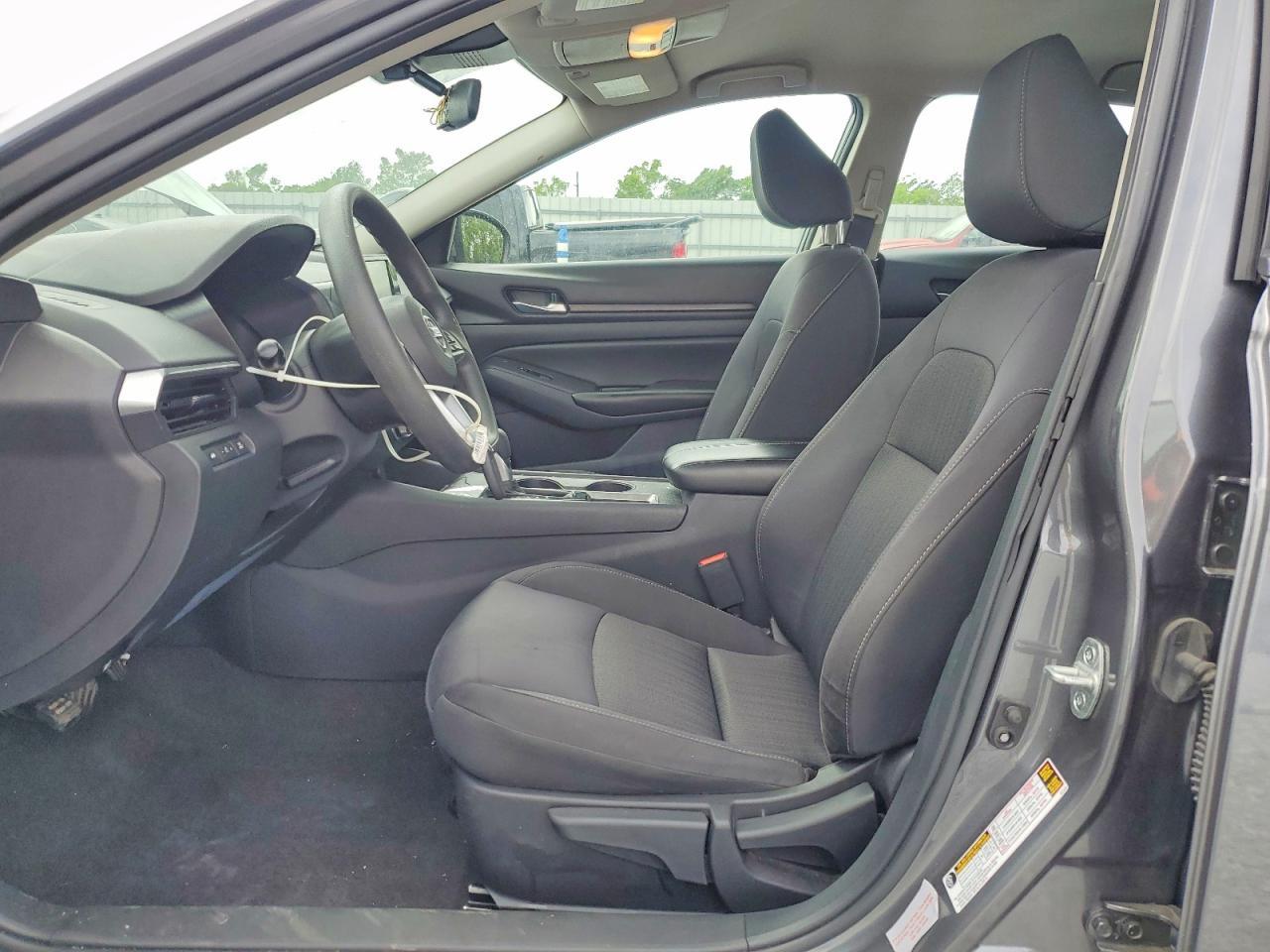 2022 Nissan Altima S - Image 7