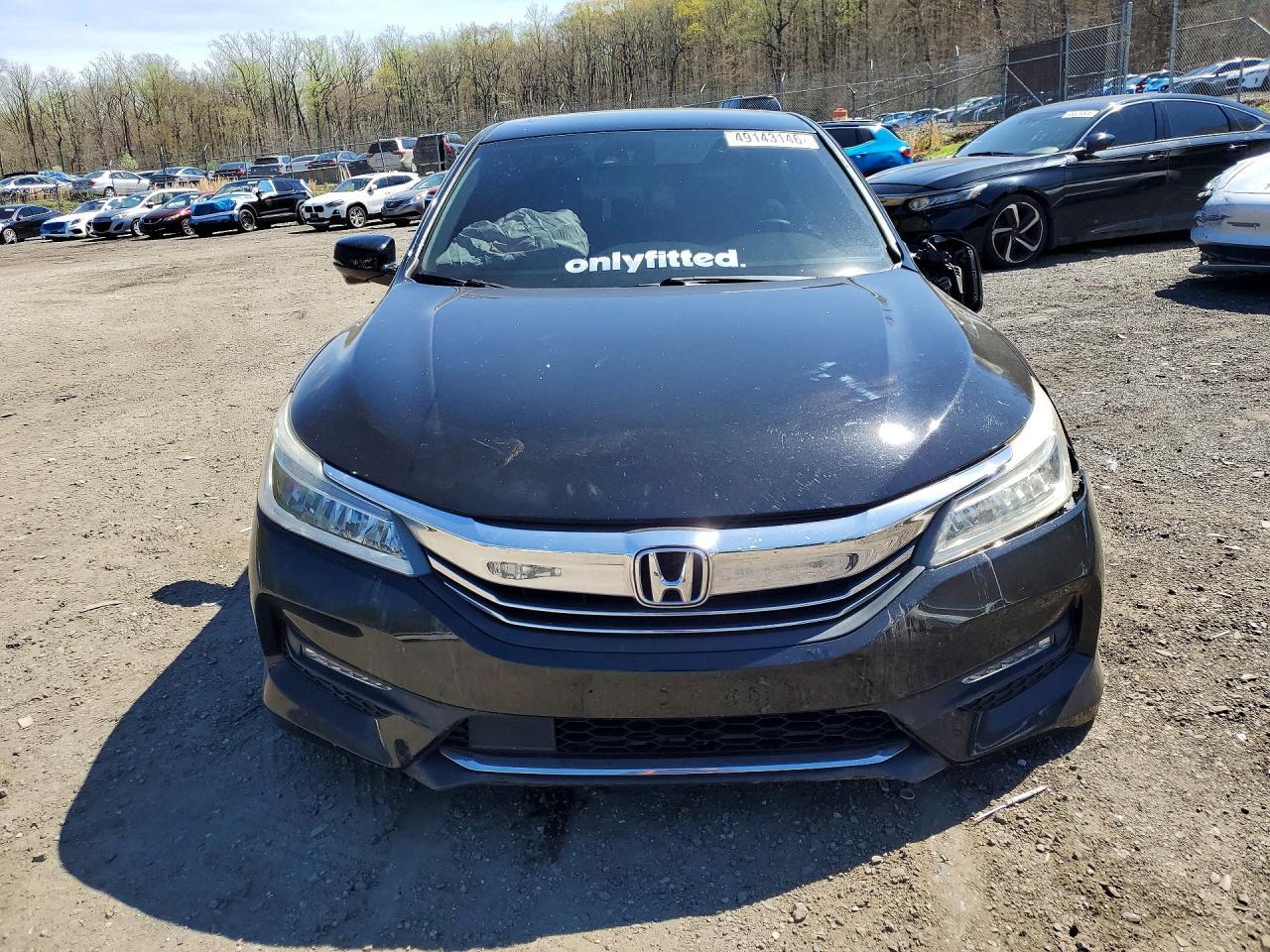 2017 Honda Accord Touring - Фото 5