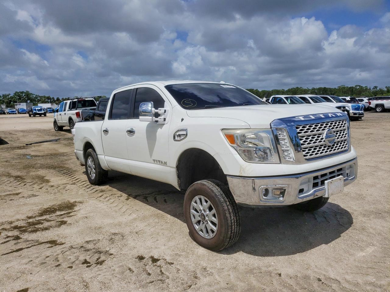 2017 Nissan Titan Sv - Фото 4