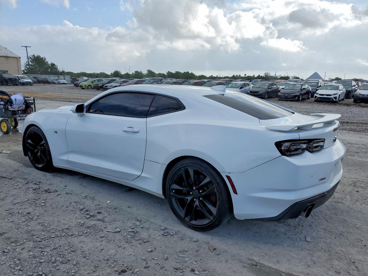 2019 Chevrolet Camaro Ss - Фото 2