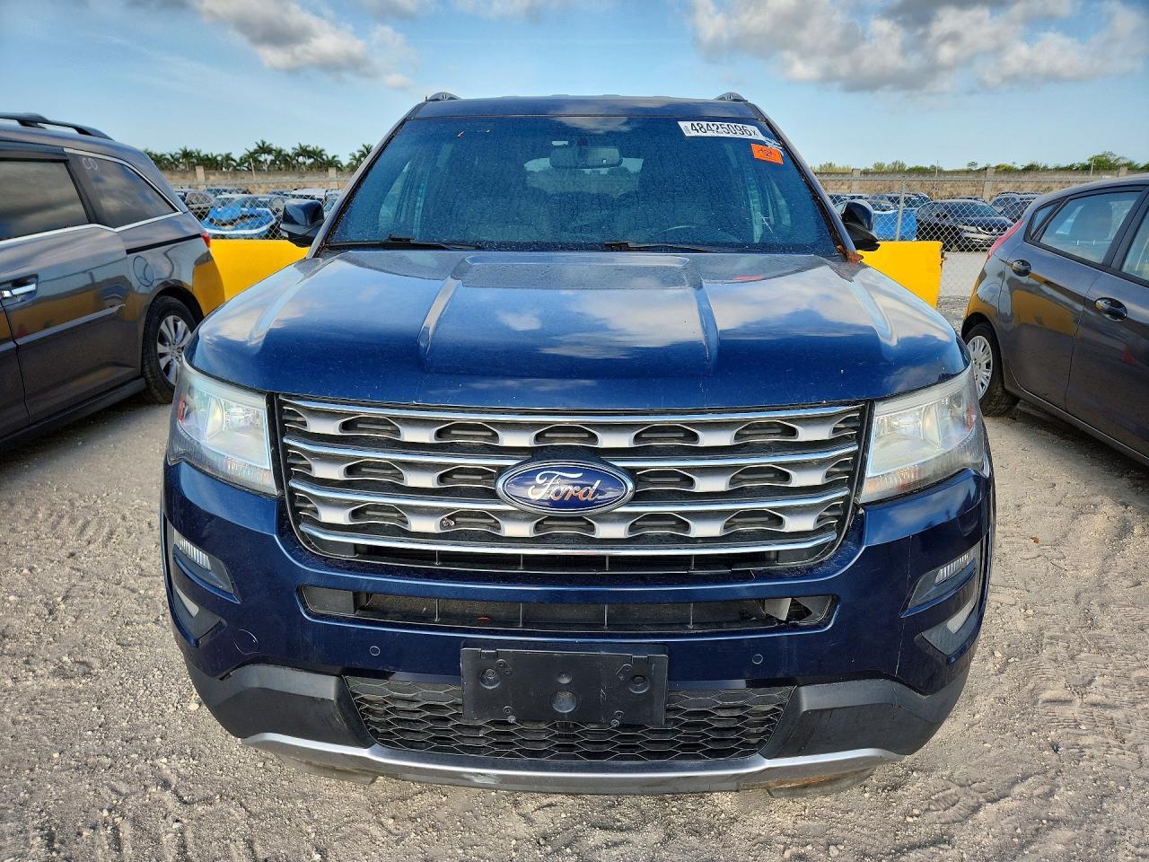 2017 Ford Explorer Xlt - Фото 5