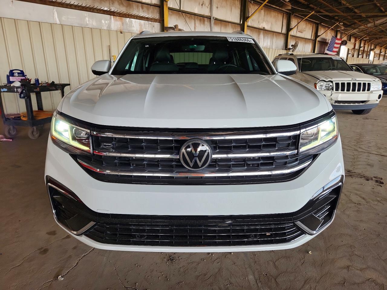 2022 Volkswagen Atlas Cross Sport Sel R-Line - Фото 5